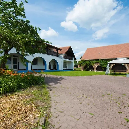 Penzion Posada 4* Podivin